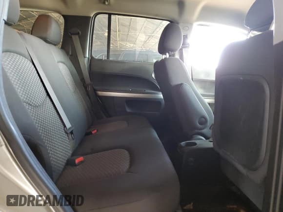 ✅ 2008 Chevrolet HHR LS • VIN: 3GNDA13D08S561913 • Lot: 87645225. Listed on Copart with 90,890 mi. Free auction sales archive from the USA and detailed vehicle history report at DreamBid. Image 10.