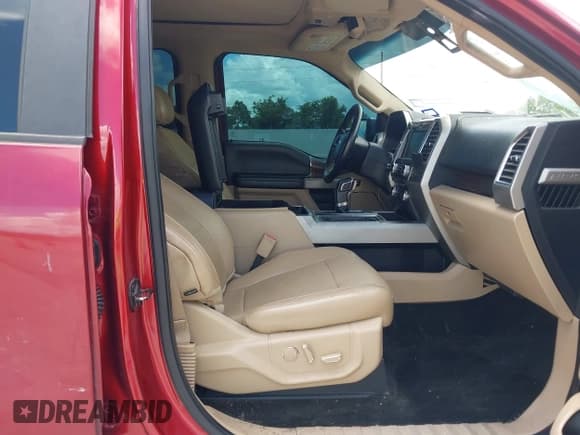 ✅ 2015 Ford F-150 XLT • VIN: 1FTEW1EG0FFA99005 • Lot: 42562881. Wystawiony na IAAI z przebiegiem 176 139 mil. Bezpłatny archiwum sprzedaży aukcyjnych z USA i szczegółowy raport historii pojazdu na DreamBid. Zdjęcie 5.