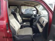 ✅ 2008 Honda Element EX • VIN: 5J6YH28758L012643 • Lot: 43776966. Wystawiony na IAAI z przebiegiem 152 739 mil. Bezpłatny archiwum sprzedaży aukcyjnych z USA i szczegółowy raport historii pojazdu na DreamBid. Zdjęcie 5.