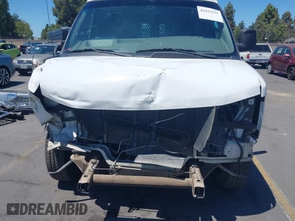 ✅ 2019 GMC Savana Cargo • VIN: 1GTW7AFG7K1219762 • Лот: 42923331. Опубликован ранее на IAAI с пробегом 88 763 миль. Бесплатный доступ к архиву аукционных продаж из США и подробный отчёт об истории автомобиля на DreamBid. Изображение 6.