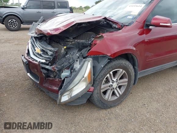 ✅ 2015 Chevrolet Traverse LT • VIN: 1GNKRHKD9FJ217425 • Lot: 43195614. Listed on IAAI with 163,721 mi. Free auction sales archive from the USA and detailed vehicle history report at DreamBid. Image 6.