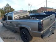 ✅ 2006 Chevrolet Silverado 2500HD LT3 • VIN: 1GCHK23D36F213635 • Lot: 43737426. Wystawiony na IAAI z przebiegiem 302 249 mil. Bezpłatny archiwum sprzedaży aukcyjnych z USA i szczegółowy raport historii pojazdu na DreamBid. Zdjęcie 14.
