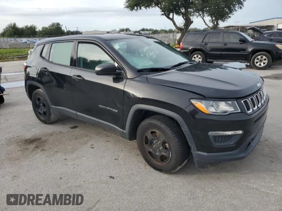 ✅ 2020 Jeep Compass Sport • VIN: 3C4NJCAB9LT253104 • Lot: 80585765. Listed on Copart with 67,717 mi. Free auction sales archive from the USA and detailed vehicle history report at DreamBid. Image 4.