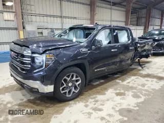 ✅ 2025 GMC Sierra 1500 SLT • VIN: 3GTPHDED4SG107836 • Лот: 56526415. Опубликован ранее на Copart с пробегом 9 998 миль. Бесплатный доступ к архиву аукционных продаж из США и подробный отчёт об истории автомобиля на DreamBid. Изображение 1.