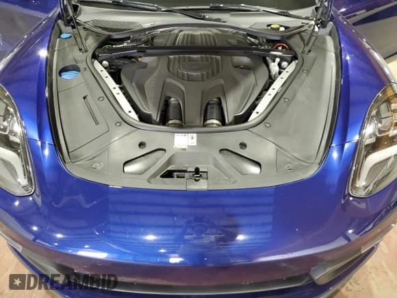 ✅ 2023 Porsche Panamera • VIN: WP0AJ2A73PL100403 • Lot: 69472825. Listed on Copart with 33,076 mi. Free auction sales archive from the USA and detailed vehicle history report at DreamBid. Image 11.