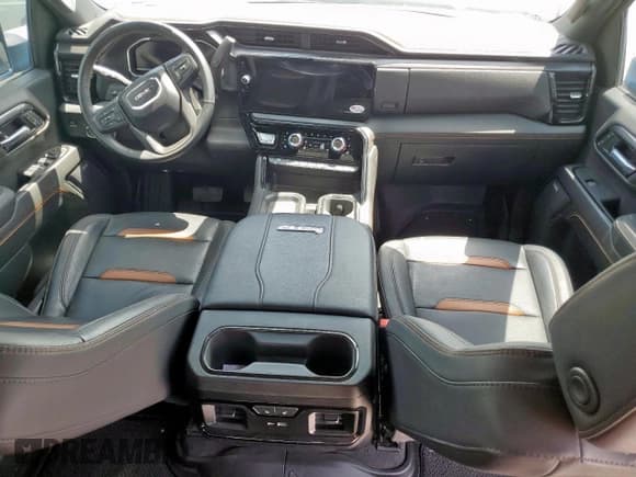 ✅ 2024 GMC Sierra 3500HD AT4 • VIN: 1GT49VEY3RF258610 • Lot: 50641105. Listed on Copart with 49,115 mi. Free auction sales archive from the USA and detailed vehicle history report at DreamBid. Image 8.