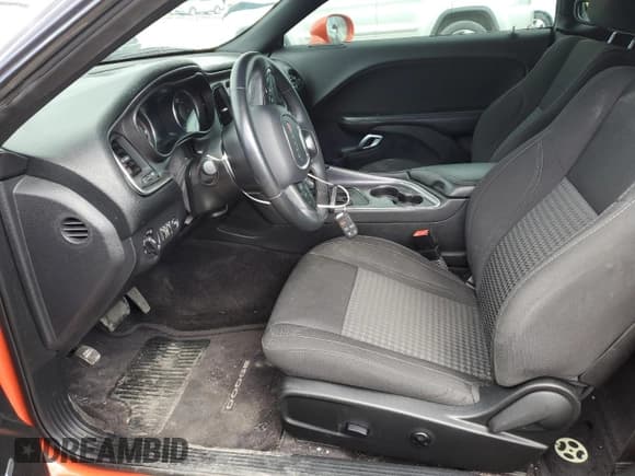 ✅ 2017 Dodge Challenger R/T • VIN: 2C3CDZBT7HH655944 • Lot: 50555344. Wystawiony na Copart z przebiegiem 78 960 mil. Bezpłatny archiwum sprzedaży aukcyjnych z USA i szczegółowy raport historii pojazdu na DreamBid. Zdjęcie 7.