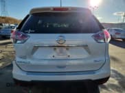 ✅ 2015 Nissan Rogue SL • VIN: 5N1AT2MVXFC879281 • Лот: 91704895. Опубликован ранее на Copart с пробегом 71 360 миль. Бесплатный доступ к архиву аукционных продаж из США и подробный отчёт об истории автомобиля на DreamBid. Изображение 6.