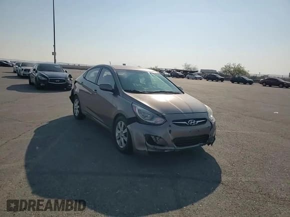 ✅ 2012 Hyundai Accent GLS • VIN: KMHCU4AE8CU115845 • Лот: 70266164. Опубликован ранее на Copart с пробегом 231 671 миль. Бесплатный доступ к архиву аукционных продаж из США и подробный отчёт об истории автомобиля на DreamBid. Изображение 11.
