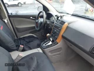 ✅ 2007 Saturn VUE V6 • VIN: 5GZCZ534X7S849709 • Lot: 43586551. Wystawiony na IAAI z przebiegiem 127 399 mil. Bezpłatny archiwum sprzedaży aukcyjnych z USA i szczegółowy raport historii pojazdu na DreamBid. Zdjęcie 5.