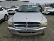 ✅ 2001 Dodge Dakota Sport • VIN: 1B7HL2AN71S275967 • Lot: 42954505. Wystawiony na Copart z przebiegiem 168 681 mil. Bezpłatny archiwum sprzedaży aukcyjnych z USA i szczegółowy raport historii pojazdu na DreamBid. Zdjęcie 5.