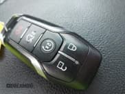 ✅ 2016 Ford Explorer Limited • VIN: 1FM5K8F84GGA98250 • Lot: 42198971. Wystawiony na IAAI z przebiegiem 188 812 mil. Bezpłatny archiwum sprzedaży aukcyjnych z USA i szczegółowy raport historii pojazdu na DreamBid. Zdjęcie 11.