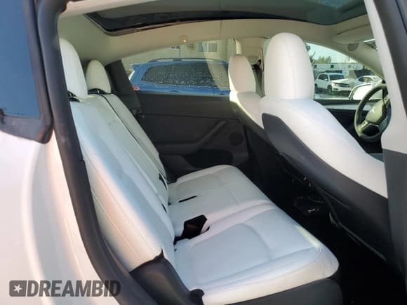 ✅ 2023 Tesla Model Y Long Range • VIN: 7SAYGAEE5PF809727 • Lot: 43759525. Wystawiony na Copart z przebiegiem 29 590 mil. Bezpłatny archiwum sprzedaży aukcyjnych z USA i szczegółowy raport historii pojazdu na DreamBid. Zdjęcie 10.