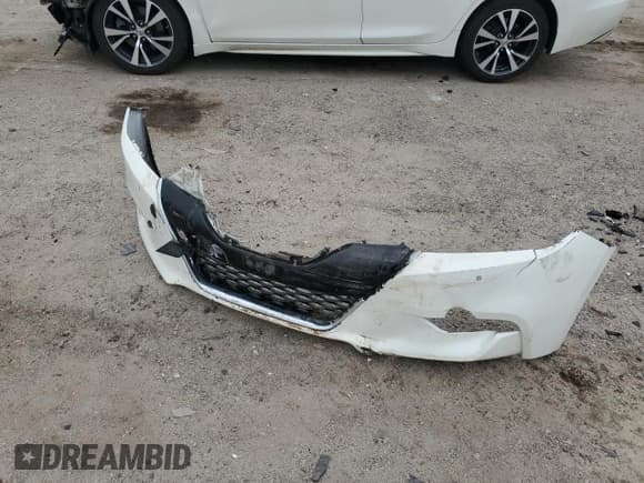 ✅ 2016 Nissan Maxima Platinum • VIN: 1N4AA6AP3GC396147 • Lot: 89930205. Wystawiony na Copart z przebiegiem 154 388 mil. Bezpłatny archiwum sprzedaży aukcyjnych z USA i szczegółowy raport historii pojazdu na DreamBid. Zdjęcie 12.