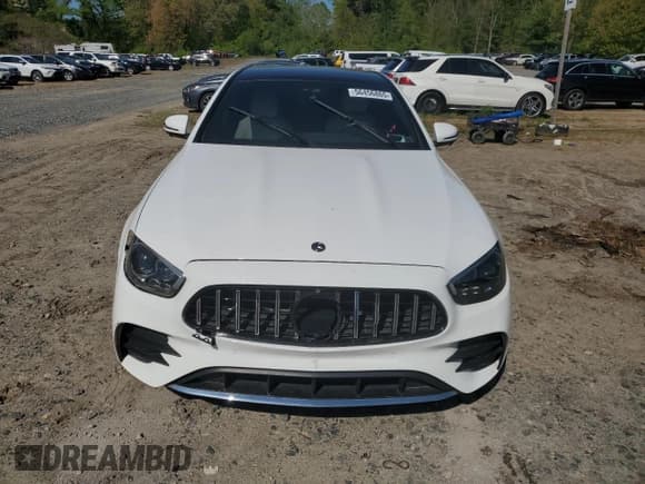 ✅ 2022 Mercedes-Benz E 350 • VIN: W1KZF8EB0NB021009 • Lot: 56456865. Listed on Copart with 25,461 mi. Free auction sales archive from the USA and detailed vehicle history report at DreamBid. Image 5.