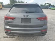 ✅ 2025 Audi Q3 S line Premium Plus • VIN: WA1EECF37S1055028 • Lot: 67396785. Wystawiony na Copart z przebiegiem 6 856 mil. Bezpłatny archiwum sprzedaży aukcyjnych z USA i szczegółowy raport historii pojazdu na DreamBid. Zdjęcie 6.