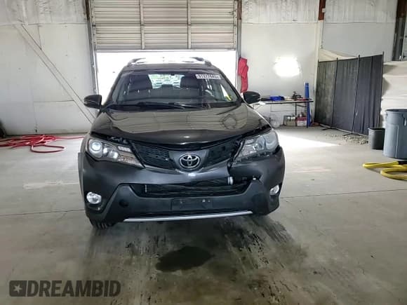 ✅ 2015 Toyota RAV4 XLE • VIN: JTMRFREV0FJ039950 • Lot: 91377845. Wystawiony na Copart z przebiegiem 121 906 mil. Bezpłatny archiwum sprzedaży aukcyjnych z USA i szczegółowy raport historii pojazdu na DreamBid. Zdjęcie 13.