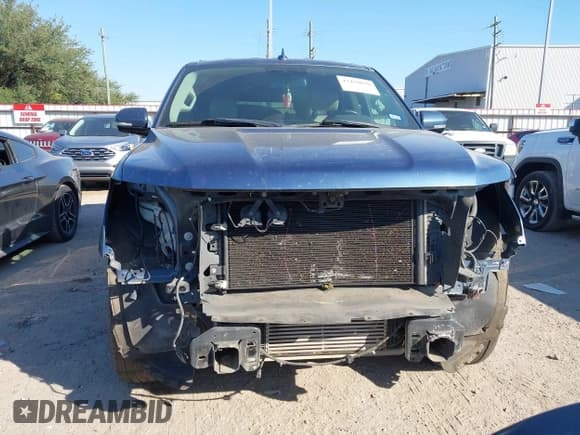 ✅ 2020 Ford Expedition Max Limited • VIN: 1FMJK1KT3LEA33105 • Lot: 43450070. Wystawiony na IAAI z przebiegiem 117 222 mil. Bezpłatny archiwum sprzedaży aukcyjnych z USA i szczegółowy raport historii pojazdu na DreamBid. Zdjęcie 13.