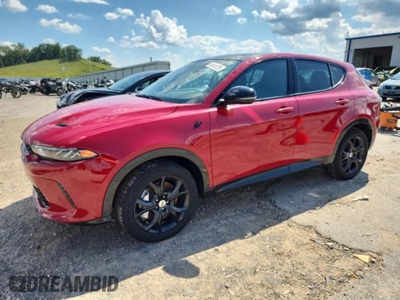 ✅ 2024 Dodge Hornet R/T Plus • VIN: ZACPDFDW9R3A11310 • Lot: 63410725. Listed on Copart with 7,933 mi. Free auction sales archive from the USA and detailed vehicle history report at DreamBid. Image 1.