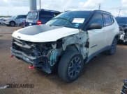 ✅ 2019 Jeep Compass Trailhawk • VIN: 3C4NJDDB8KT597782 • Lot: 43368576. Wystawiony na IAAI z przebiegiem 116 485 mil. Bezpłatny archiwum sprzedaży aukcyjnych z USA i szczegółowy raport historii pojazdu na DreamBid. Zdjęcie 18.