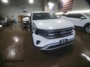 ✅ 2023 Volkswagen Atlas SE • VIN: 1V2LC2CA5PC212341 • Lot: 48790405. Listed on Copart with 47,757 mi. Free auction sales archive from the USA and detailed vehicle history report at DreamBid. Image 14.