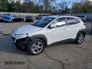 ✅ 2022 Hyundai Kona SEL • VIN: KM8K6CAB9NU891331 • Лот: 86314165. Опубликован ранее на Copart с пробегом 12 005 миль. Бесплатный доступ к архиву аукционных продаж из США и подробный отчёт об истории автомобиля на DreamBid. Изображение 1.