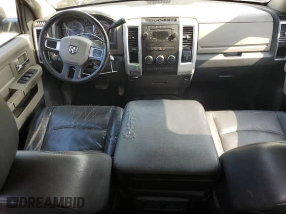 2009 Dodge 1500 TRX с VIN 1D3HV13TX9S713142, выставлен на аукционе Copart как лот 55308635 с пробегом 181 651 миль миль и Списание • Salvage title. История ставок и продаж доступна на DreamBid. Изображение 8.