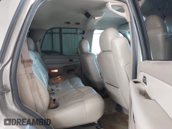 ✅ 2002 Chevrolet Tahoe LT • VIN: 1GNEK13Z52R161224 • Lot: 43301166. Listed on IAAI with 275,201 mi. Free auction sales archive from the USA and detailed vehicle history report at DreamBid. Image 8.