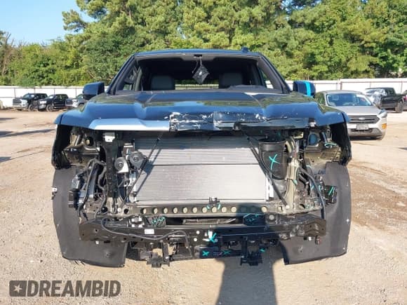 ✅ 2025 GMC Yukon Denali • VIN: 1GKS2DRL7SR358285 • Лот: 43070986. Опубликован ранее на IAAI с пробегом 1 124 миль. Бесплатный доступ к архиву аукционных продаж из США и подробный отчёт об истории автомобиля на DreamBid. Изображение 13.