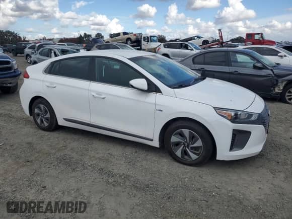 2017 Hyundai Ioniq SEL с VIN KMHC75LC2HU057523, выставлен на аукционе Copart как лот 80983994 с пробегом Не указан миль и Списание • Salvage title. История ставок и продаж доступна на DreamBid. Изображение 4.