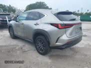 ✅ 2024 Lexus NX 350h • VIN: 2T2AKCEZ7RC023491 • Lot: 42793602. Wystawiony na IAAI z przebiegiem 13 537 mil. Bezpłatny archiwum sprzedaży aukcyjnych z USA i szczegółowy raport historii pojazdu na DreamBid. Zdjęcie 3.