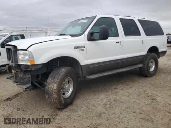 ✅ 2001 Ford Excursion XLT • VIN: 1FMNU40F11EB23604 • Лот: 81528794. Опубликован ранее на Copart с пробегом 196 555 миль. Бесплатный доступ к архиву аукционных продаж из США и подробный отчёт об истории автомобиля на DreamBid. Изображение 1.