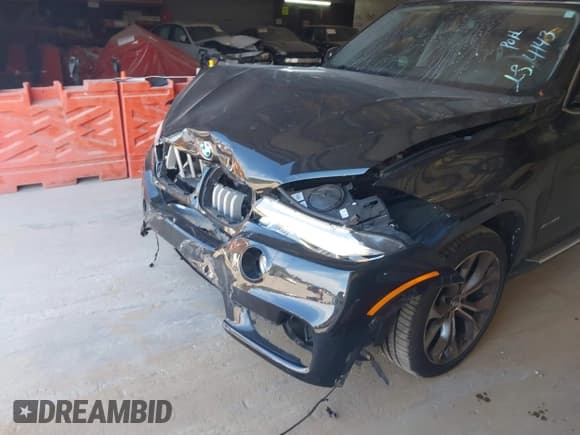 ✅ 2016 BMW X5 xDrive35i • VIN: 5UXKR0C54G0P32694 • Lot: 43070752. Listed on IAAI with 143,368 mi. Free auction sales archive from the USA and detailed vehicle history report at DreamBid. Image 6.
