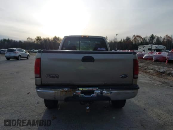 ✅ 2001 Ford F-250 XL • VIN: 1FTNF21L21EB87741 • Lot: 43591064. Wystawiony na IAAI z przebiegiem 54 724 mil. Bezpłatny archiwum sprzedaży aukcyjnych z USA i szczegółowy raport historii pojazdu na DreamBid. Zdjęcie 15.