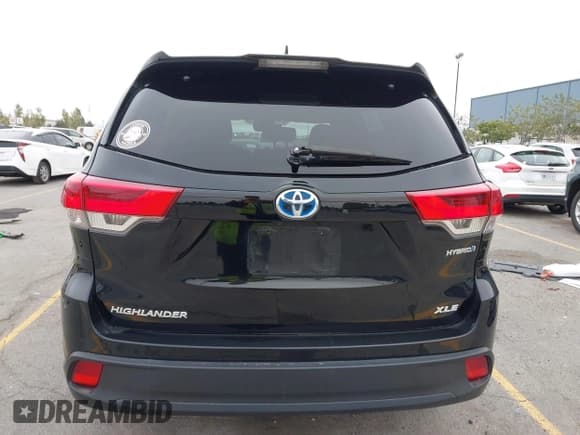 ✅ 2019 Toyota Highlander Hybrid XLE • VIN: 5TDJGRFH4KS054404 • Lot: 42790024. Wystawiony na IAAI z przebiegiem 218 194 mil. Bezpłatny archiwum sprzedaży aukcyjnych z USA i szczegółowy raport historii pojazdu na DreamBid. Zdjęcie 16.