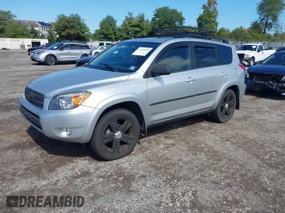 ✅ 2008 Toyota RAV4 Sport • VIN: JTMBD32V886060561 • Lot: 43325959. Wystawiony na IAAI z przebiegiem 161 529 mil. Bezpłatny archiwum sprzedaży aukcyjnych z USA i szczegółowy raport historii pojazdu na DreamBid. Zdjęcie 2.