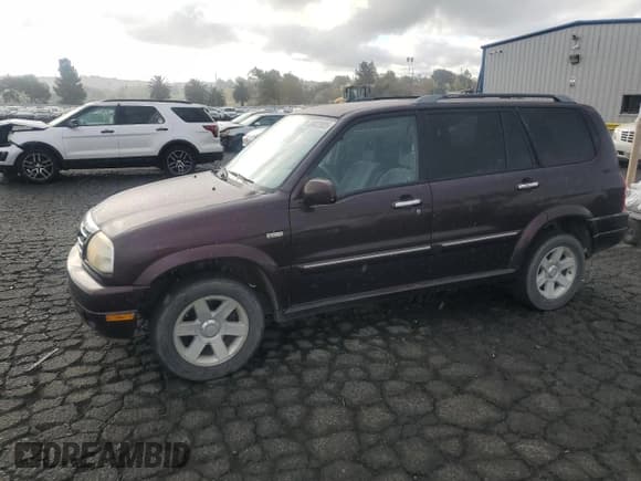 ✅ 2002 Suzuki XL7 Standard • VIN: JS3TX92V724116945 • Лот: 84022885. Опубликован ранее на Copart с пробегом 135 234 миль. Бесплатный доступ к архиву аукционных продаж из США и подробный отчёт об истории автомобиля на DreamBid. Изображение 1.