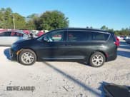 ✅ 2020 Chrysler Pacifica Limited • VIN: 2C4RC1GG0LR109673 • Лот: 43600805. Опубликован ранее на IAAI с пробегом 57 384 миль. Бесплатный доступ к архиву аукционных продаж из США и подробный отчёт об истории автомобиля на DreamBid. Изображение 15.