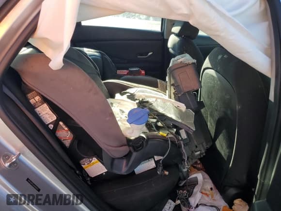 ✅ 2021 Hyundai Elantra SEL • VIN: 5NPLM4AG6MH010223 • Lot: 87454145. Listed on Copart with Not provided. Free auction sales archive from the USA and detailed vehicle history report at DreamBid. Image 10.