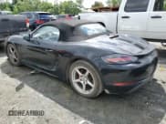 ✅ 2017 Porsche 718 Boxster • VIN: WP0CA2A86HS220771 • Lot: 56706325. Wystawiony na Copart z przebiegiem 23 533 mil. Bezpłatny archiwum sprzedaży aukcyjnych z USA i szczegółowy raport historii pojazdu na DreamBid. Zdjęcie 2.