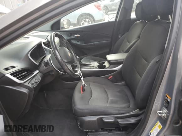 ✅ 2017 Chevrolet Volt LT • VIN: 1G1RC6S5XHU152052 • Lot: 60391614. Wystawiony na Copart z przebiegiem 83 154 mil. Bezpłatny archiwum sprzedaży aukcyjnych z USA i szczegółowy raport historii pojazdu na DreamBid. Zdjęcie 7.