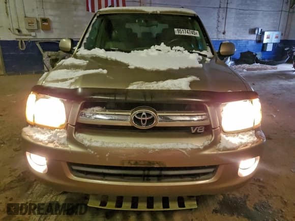 ✅ 2006 Toyota Sequoia Limited • VIN: 5TDBT48A36S274819 • Lot: 95174745. Wystawiony na Copart z przebiegiem 272 601 mil. Bezpłatny archiwum sprzedaży aukcyjnych z USA i szczegółowy raport historii pojazdu na DreamBid. Zdjęcie 5.