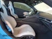 ✅ 2023 Chevrolet Corvette 2LT • VIN: 1G1YB2D47P5109597 • Lot: 91311295. Wystawiony na Copart z przebiegiem 9 665 mil. Bezpłatny archiwum sprzedaży aukcyjnych z USA i szczegółowy raport historii pojazdu na DreamBid. Zdjęcie 11.