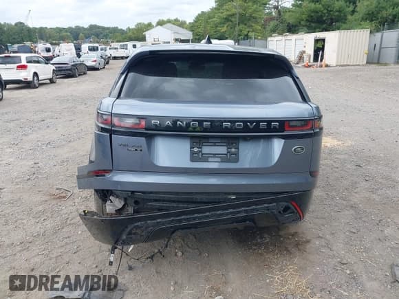 ✅ 2018 Land Rover Range Rover Velar R-Dynamic SE • VIN: SALYL2RX0JA749567 • Лот: 43235546. Опубликован ранее на IAAI с пробегом 73 874 миль. Бесплатный доступ к архиву аукционных продаж из США и подробный отчёт об истории автомобиля на DreamBid. Изображение 16.