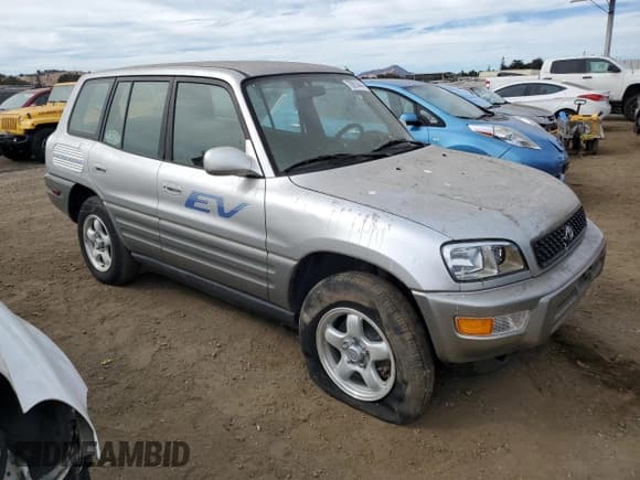 ✅ 2002 Toyota RAV4 • VIN: JT3GS10V820002449 • Лот: 70914444. Опубликован ранее на Copart с пробегом 75 248 миль. Бесплатный доступ к архиву аукционных продаж из США и подробный отчёт об истории автомобиля на DreamBid. Изображение 4.