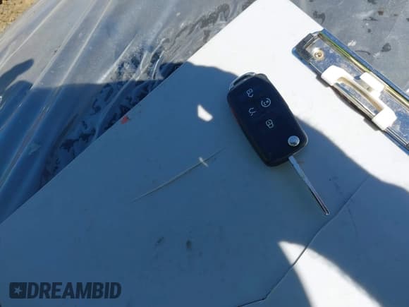 ✅ 2013 Volkswagen Passat SEL Premium • VIN: 1VWCN7A3XDC106540 • Lot: 42183456. Wystawiony na IAAI z przebiegiem 97 705 mil. Bezpłatny archiwum sprzedaży aukcyjnych z USA i szczegółowy raport historii pojazdu na DreamBid. Zdjęcie 11.