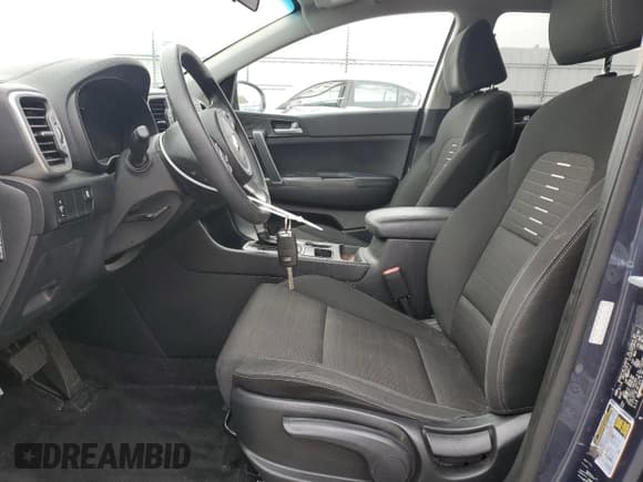 ✅ 2018 Kia Sportage LX • VIN: KNDPM3AC4J7424156 • Lot: 82735745. Listed on Copart with 125,677 mi. Free auction sales archive from the USA and detailed vehicle history report at DreamBid. Image 7.