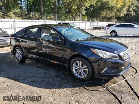 ✅ 2017 Hyundai Sonata 2.4L • VIN: 5NPE24AF2HH504963 • Lot: 86279385. Wystawiony na Copart z przebiegiem 214 342 mil. Bezpłatny archiwum sprzedaży aukcyjnych z USA i szczegółowy raport historii pojazdu na DreamBid. Zdjęcie 4.