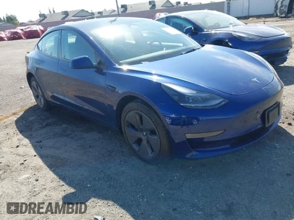 ✅ 2023 Tesla Model 3 Long Range • VIN: 5YJ3E1EB0PF620745 • Lot: 42010603. Wystawiony na IAAI z przebiegiem 39 846 mil. Bezpłatny archiwum sprzedaży aukcyjnych z USA i szczegółowy raport historii pojazdu na DreamBid. Zdjęcie 1.