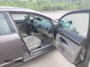 ✅ 2011 Honda Civic EX-L • VIN: 2HGFA1F96BH539127 • Lot: 42716431. Listed on IAAI with 136,577 mi. Free auction sales archive from the USA and detailed vehicle history report at DreamBid. Image 5.